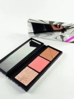 MAC Holiday Shiny Pretty Things Face Compact Palette - Fair